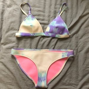 Triangl bathing suit (M top, L bottom)
